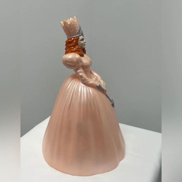 Vintage Wizard of Oz Figurine. Glinda the Good Witch, 1939 film, Not Wicked - Picture 5 of 12